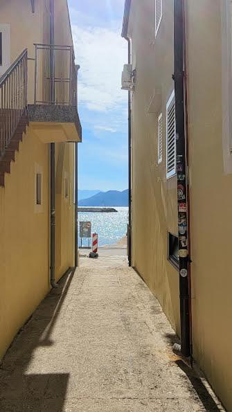 Studio, 70 Steps From The Beach Baška Buitenkant foto